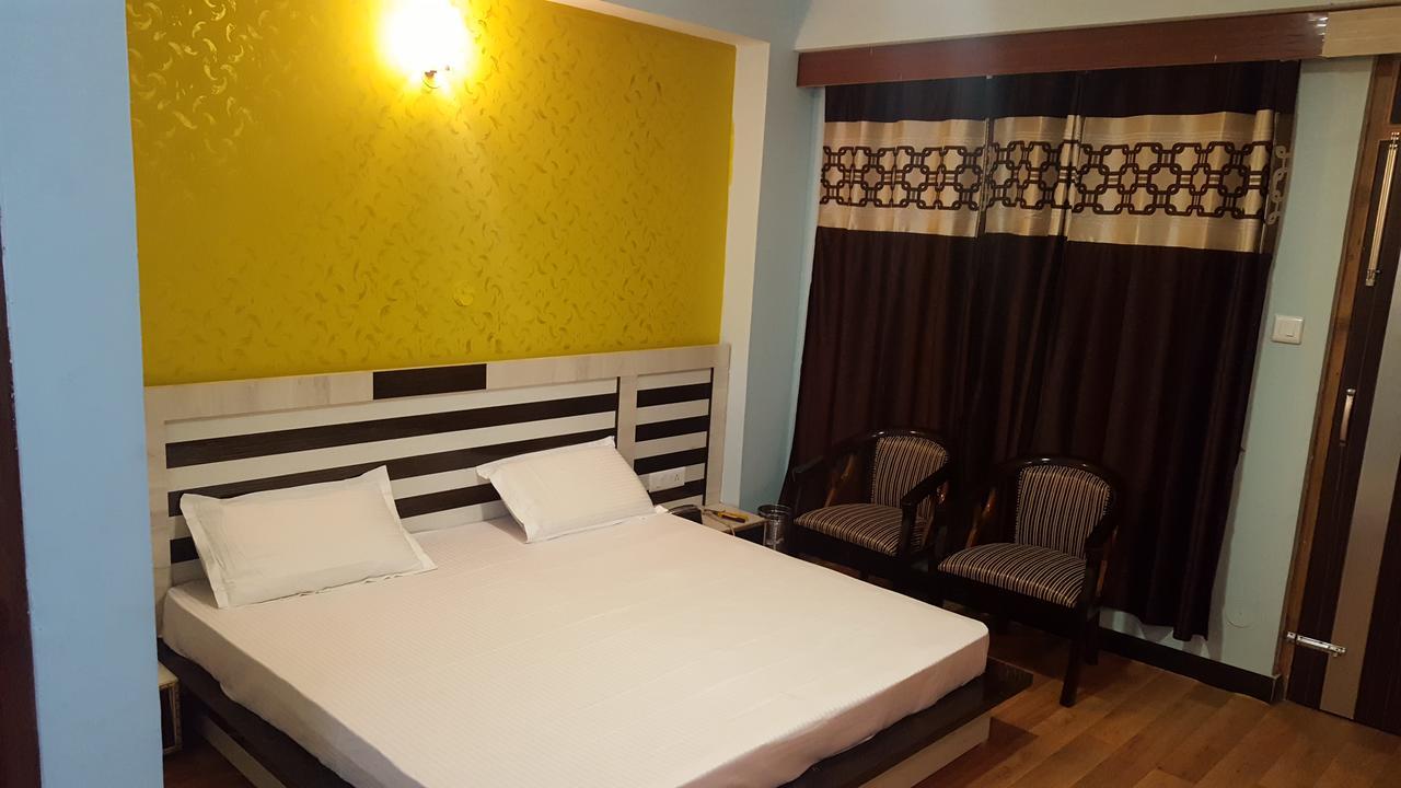 The Shyam Regency Hotel Narkanda Zewnętrze zdjęcie